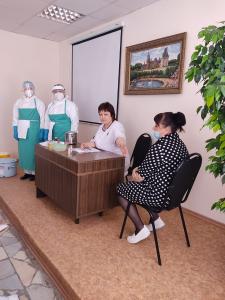 31 мая персонал  ГБУЗ "Шемышейская участковая больница" отработал действия на случай выявления больного холерой.